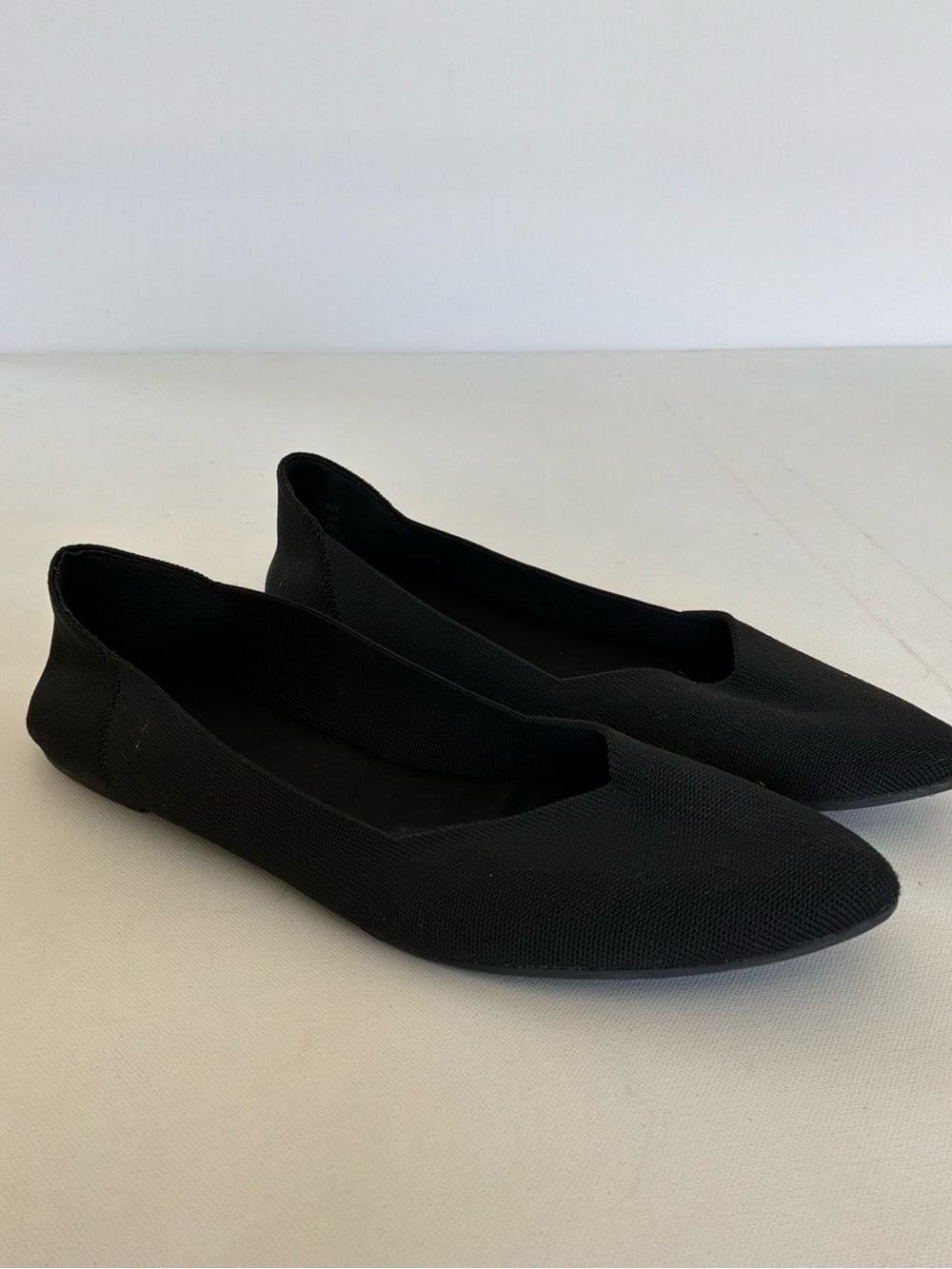 MIA Black Knit Pointed Toe Flats Women’s Size 9